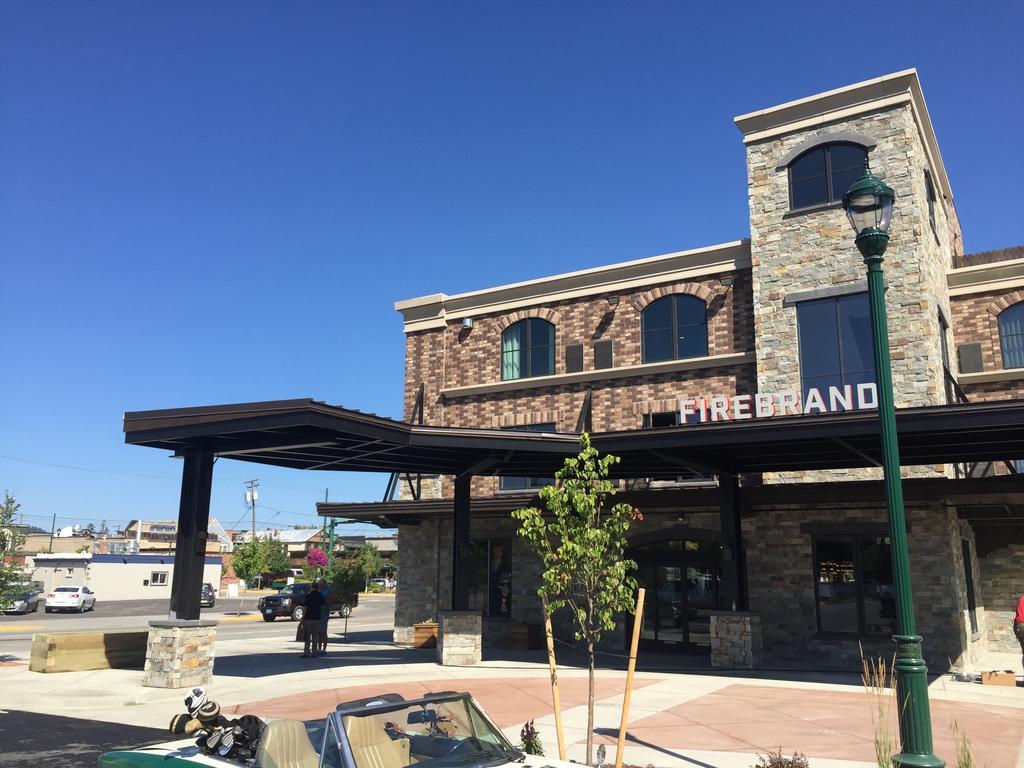 Firebrand Hotel 怀特菲什 外观 照片